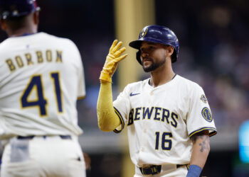 Woodruff Dominates, Perkins Drives in Five as Brewers Take Down Angels 9-2, Win Series