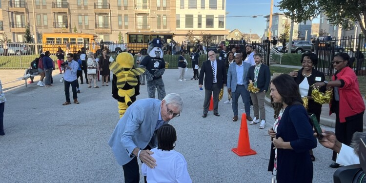 MPS leaders and Governor Evers celebrate first day of school