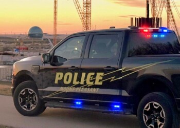 Drunk driver crashes into school bus in Mount Pleasant