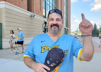 Brewers fans ecstatic over NLDS game one win over the Cubs
