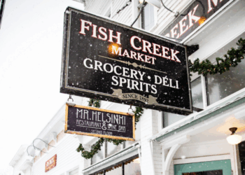 Downtown Fish Creek Market (Photo: Travel Wisconsin)