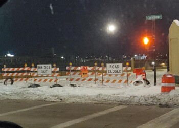 The entire 16th Street Bridge is closed to traffic.