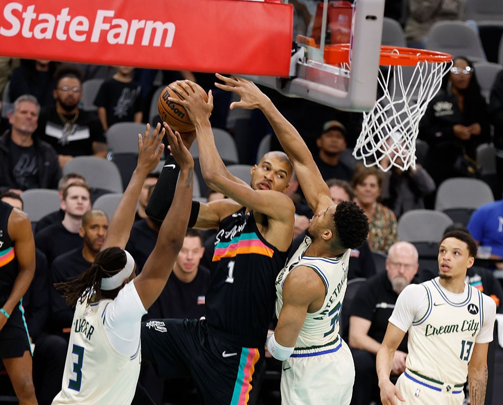 Victor Wembenyama and Spurs Dominate Bucks in San Antonio 119-101, Second Straight Blowout Loss for Milwaukee