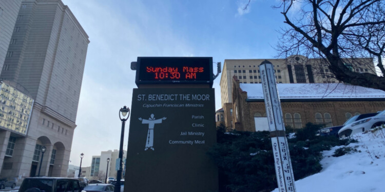 How to get help in Milwaukee County during extreme cold event