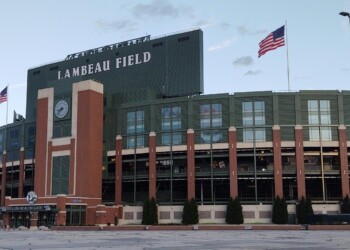 Warning for Packers season ticket holders: use them or lose them