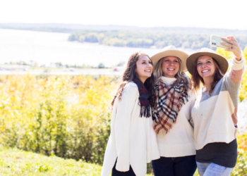 Girlfriends Enjoy Fall Colors On The Hudson Trolley Co In Hudson. (Photo: Travel Wisconsin.)