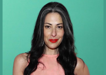 New @ Nine: A Celebrity Raising Awareness about Psoriasis