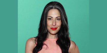 New @ Nine: A Celebrity Raising Awareness about Psoriasis