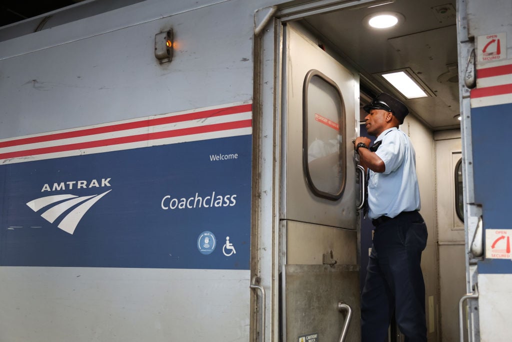 Amtrak seeks public’s thoughts on potential “Hiawatha West” line between Milwaukee and Madison