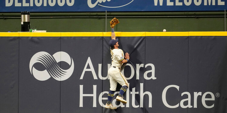 Brewers losing skid reaches six after rollercoaster loss to Blue Jays 9-7 in 10 innings