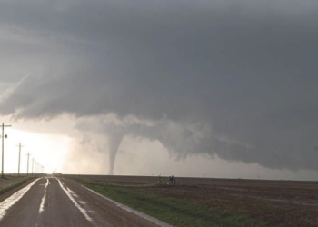 Image of a tornado.