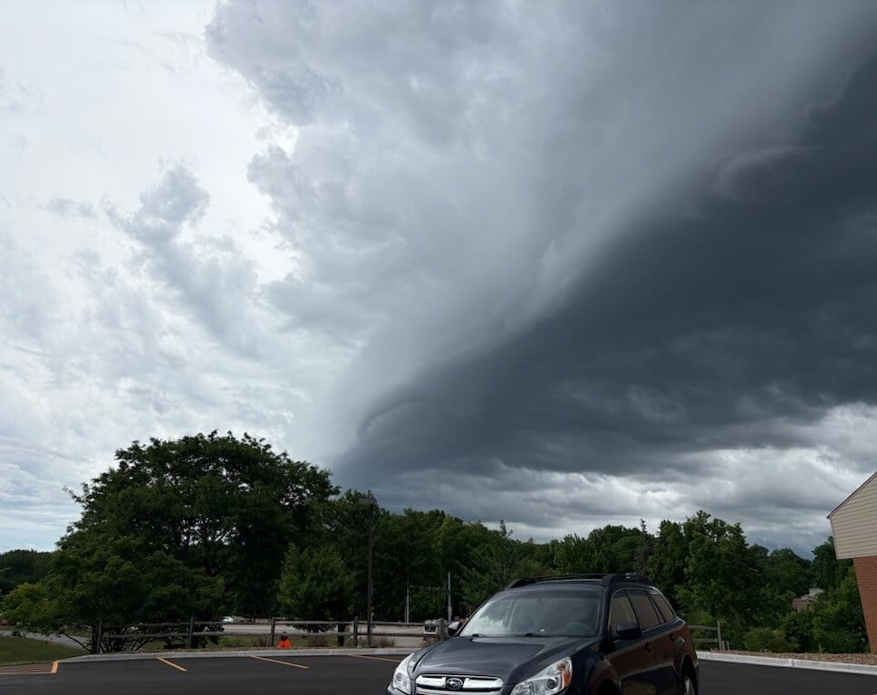 LIVE UPDATES: Storms cause power outages, road closures, lightning strike fires