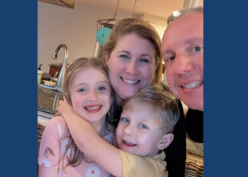 7-year-old Abigail (left) and 6-year-old Caleb (right) Oswald. Image courtesy of the Oswald family GoFundMe page.