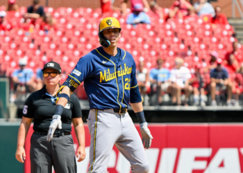 Brewers rally past Cardinals 4-3 on a 4-run seventh inning