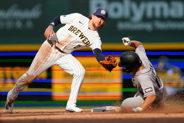 Tomoyuki Sugano earns his 10th win as Rockies defeat Brewers 5-2