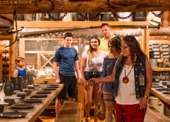 Family Looking At Cook Shanty Exhibit At Menominee Nation Cultural Museum In Keshena (Photo: Travel Wisconsin)