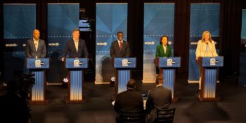 Wisconsin Democratic Gubernatorial candidate debate at Marquette University on July 28. 2026. L-R: Mandela Barnes, Joel Brennan, David Crowley, Francesca Hong, Kelda Roys. (Photo: Elisabeth Montemurro)