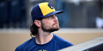 Brewers pitcher Shane Drohan