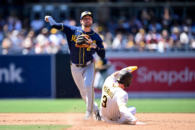 Padres win 4-3 in 11 innings to sweep MLB-leading Brewers