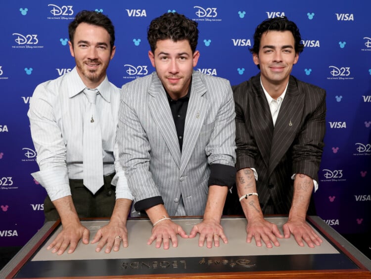 Jonas Brothers bringing “Burning Up Tour All Over Again” to Milwaukee