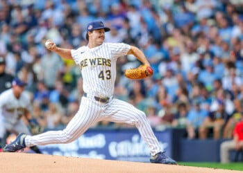 Henderson delivers in Brewers’ 4-1 victory over Braves