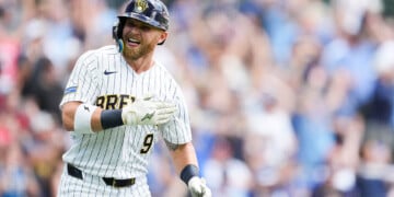 Henderson delivers in Brewers’ 4-1 victory over Braves