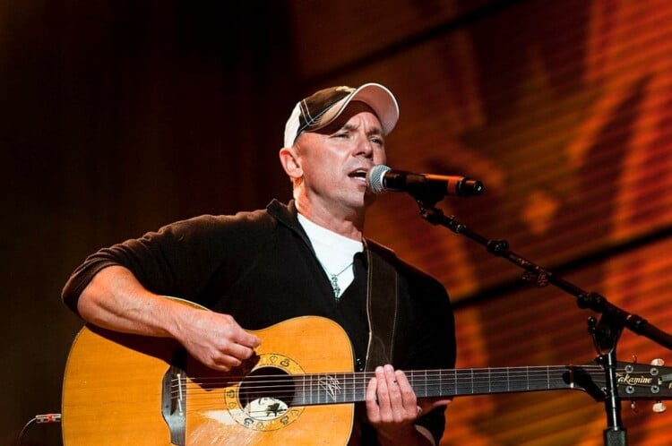 Kenny Chesney performing at the Farm Aid Concert at Miller Park on 2nd October 2010 in Milwaukee, Wisconsin, United States. (Photo by Ebet Roberts/Redferns)