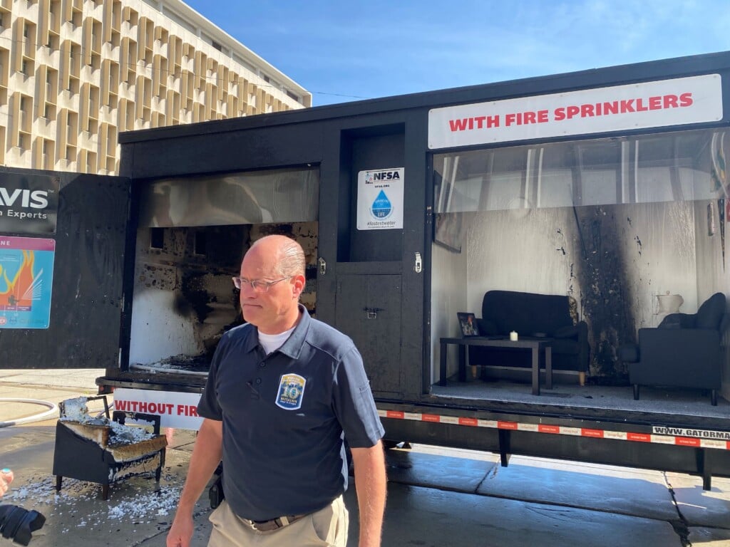Milwaukee Fire Department holds sprinkler demo ahead of Fire Prevention Week