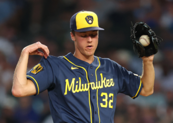 Miz on mound