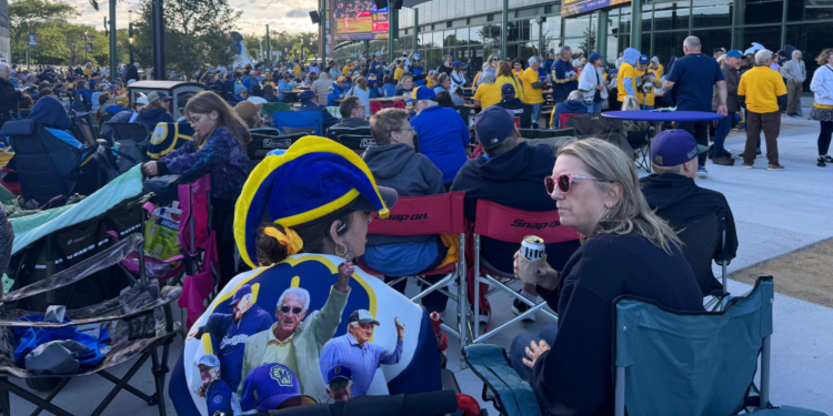 Brewers fans set up chairs at the "Rally for October" to watch the Brewers take on the Phillies outside American Family Field on September 22, 2026 (Photo: Elisabeth Montemurro)