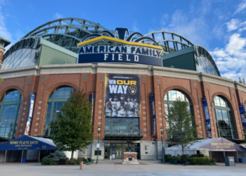 Brewers postseason banner "Win our Way" unveiled on American Family Field, September 22, 2026 (Photo: Elisabeth Montemurro)