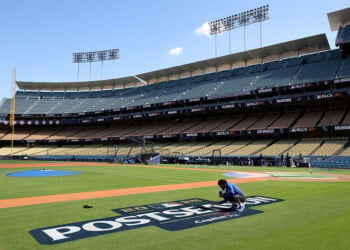 Brewers-Dodgers Game 4 start time moved to 7:00pm CT