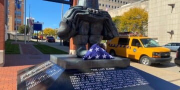 Firefighter Memorial at Station 2 Downtown (Photo: Elizabeth Lintonen)