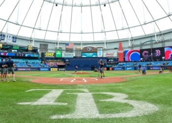 Crews prepare the field for a baseball game between the Chicago Cubs and the Boston Red Sox at Tropicana Field, Sunday, Sept. 27, 2026, in St. Petersburg, Fla. (AP Photo/Chris Urso)