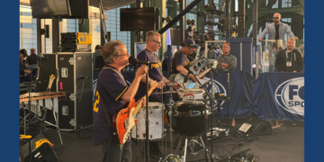 The Violent Femmes perform at American Family Field before the start of Game 1 of the World Series on October 23, 2026 (Photo: Elisabeth Montemurro)
