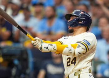 Milwaukee Brewers catcher William Contreras connects for a home run during the fifth inning of Game 2 of baseball's National League Championship Series between the Milwaukee Brewers and the Los Angeles Dodgers, Monday, Oct. 12, 2026, in Milwaukee. (AP Photo/Abbie Parr)